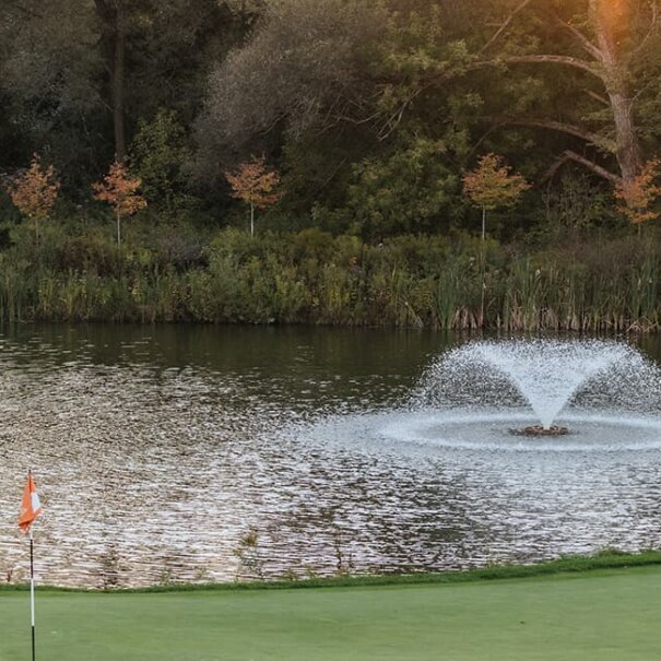 Angus-Glen-Golf-Club---South-18-Green-opt